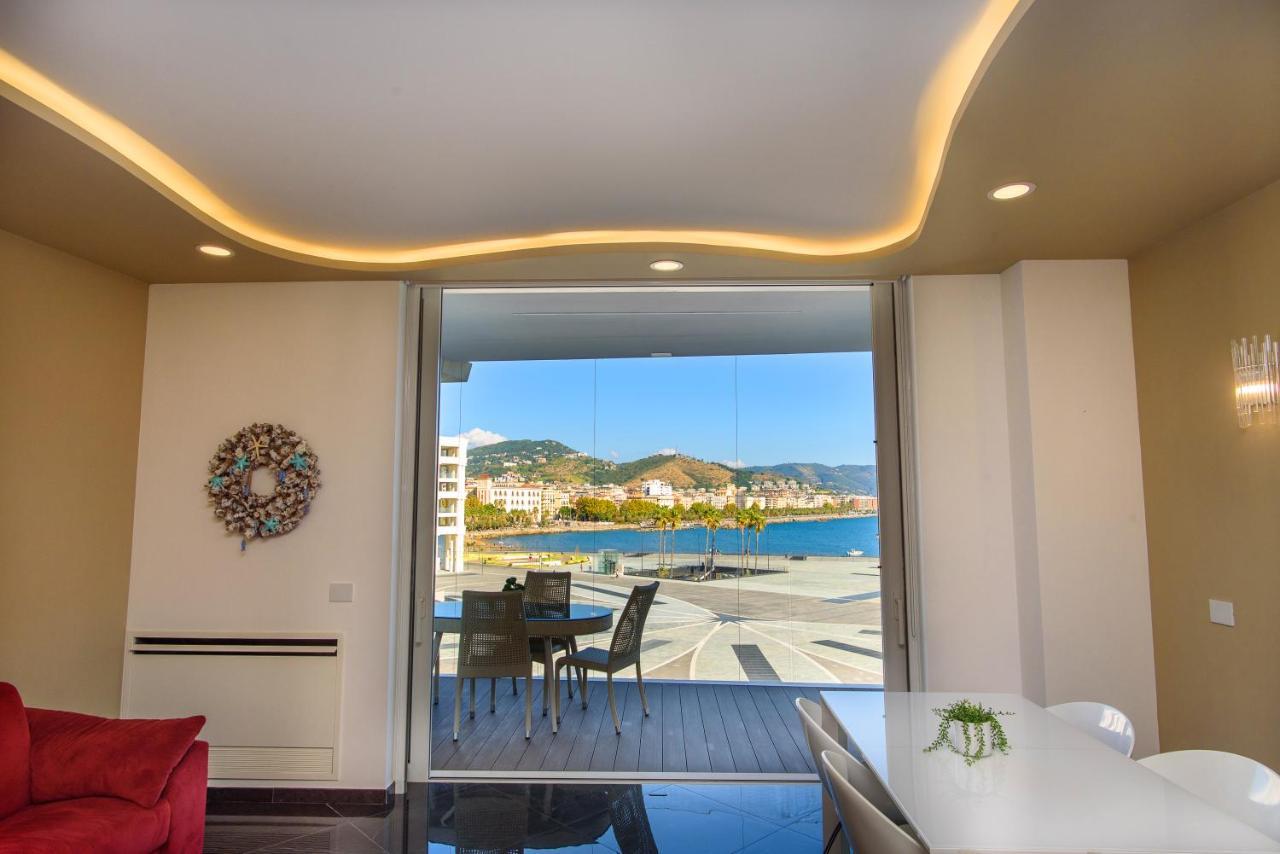 Mareluna Crescent - Luxury Seafront Experience Σαλέρνο Εξωτερικό φωτογραφία