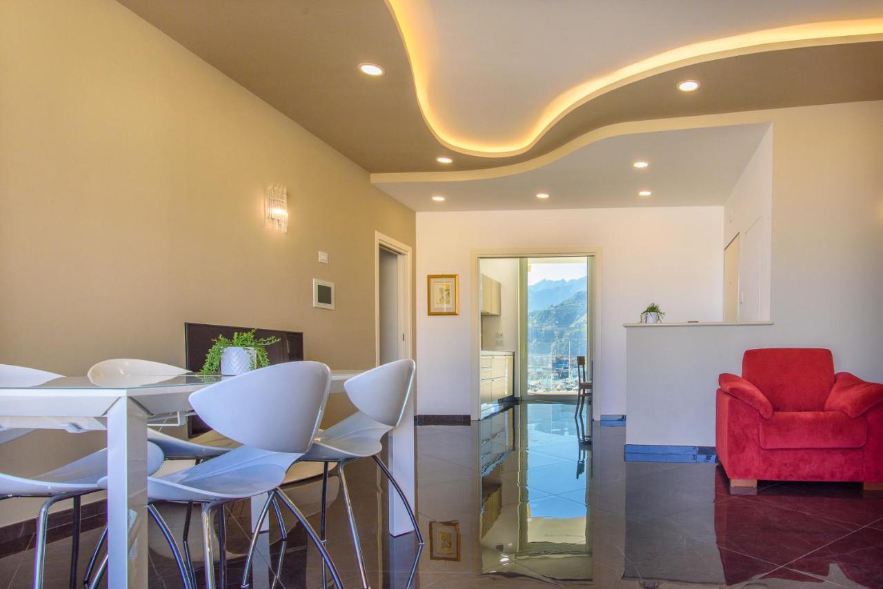 Mareluna Crescent - Luxury Seafront Experience Σαλέρνο Εξωτερικό φωτογραφία